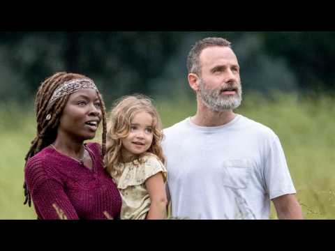 VIDEO : 'The Walking Dead' Showrunner Confirms How Long Time Jump Was