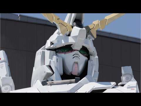 VIDEO : What If Godzilla Battled Gundam?