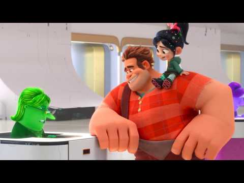 VIDEO : ?Ralph Breaks the Internet? Tips ?Grinch? At The Box Office
