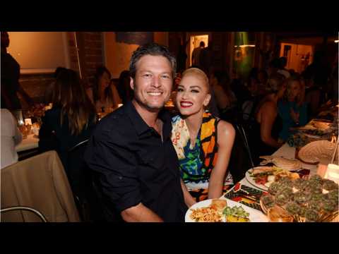 VIDEO : Blake Shelton Celebrates Bday With Stefani's Fam