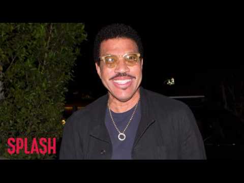 VIDEO : American Idol Targeting Lionel Richie for Role as 2nd Judge