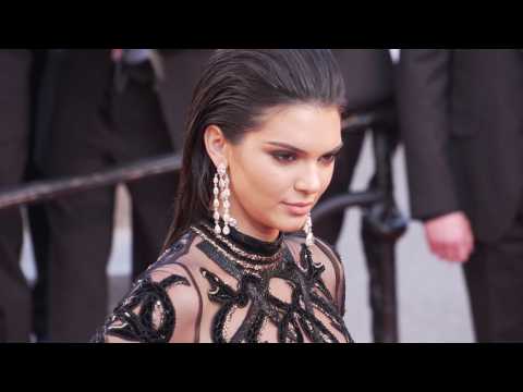 VIDEO : Kendall Jenner to add jewelry designer to her resume