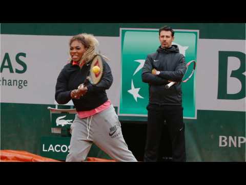 VIDEO : Serena Williams Tennis Coach Loves The Stress