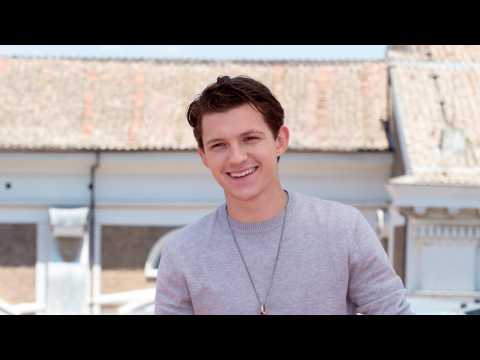 VIDEO : Tom Holland/Daisy Ridley Film 'Chaos Walking' Gets Release Date