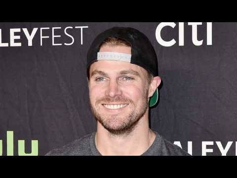 VIDEO : Arrow Star Stephen Amell Ask For Rematch With Super Villain
