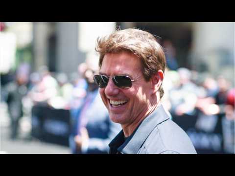 VIDEO : Tom Cruise Loves Stunts