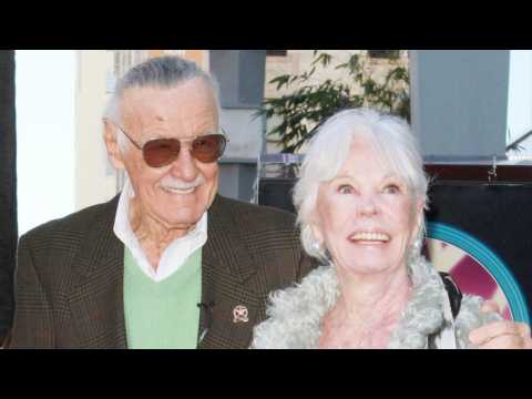 VIDEO : Stan Lee's Wife Joan Dies At 93