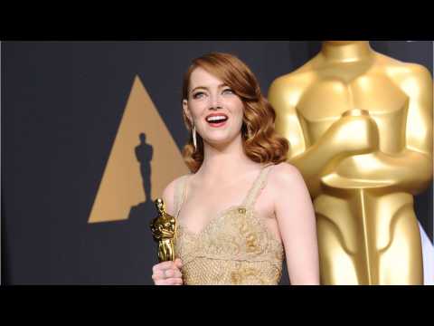 VIDEO : Emma Stone says Male Co-stars have Helped Her Get Equal Pay