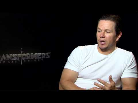 VIDEO : To Wahlberg, Michael Bay Is Key To His Future With Transformers