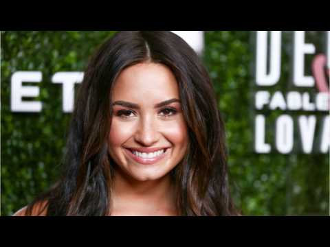 VIDEO : Demi Lovato On Being A Child Star