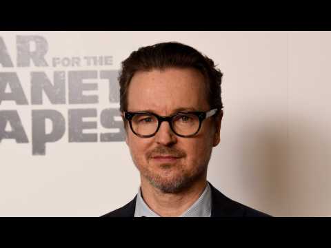VIDEO : Matt Reeves Discusses Tone of Upcoming 'Batman' Movie