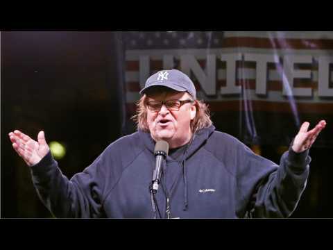 VIDEO : Michael Moore Donates $10,000 To Shakespeare In The Park