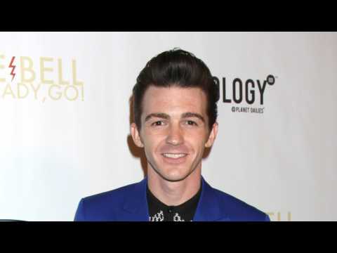 VIDEO : Drake Bell to Play Robin in DC Movie Universe?
