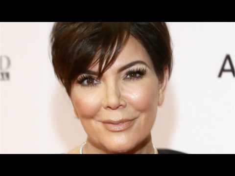 VIDEO : Kris Jenner Is Being Accused Of Photoshopping