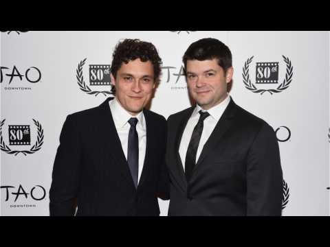 VIDEO : Ex Han Solo Directors Phil Lord & Chris Miller Possibly Signing on to The Flash