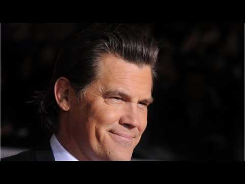 VIDEO : Josh Brolin Teases  Deadpool 2 Set Photo