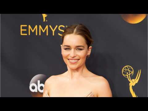VIDEO : Emilia Clarke Compares Hollywood's Sexism To Racism