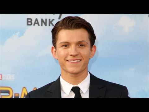 VIDEO : Tom Holland On Difficult Spidey Suit