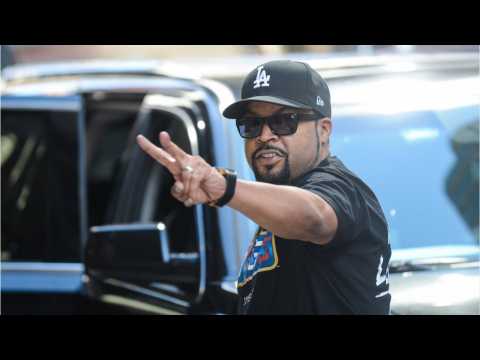 VIDEO : Ice Cube Is Still An Activist