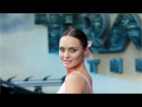 VIDEO : Laura Haddock What It Is Like To Shoot Transformers