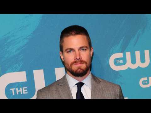 VIDEO : Stephen Amell Talks 'Arrow' Crossover With 'Supernatural'