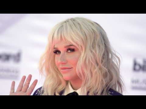 VIDEO : Kesha to Soon Release New Single?
