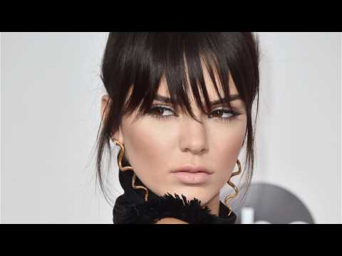 VIDEO : Kendall Jenner's Met Gala Prep? Grilled Cheese And Fries