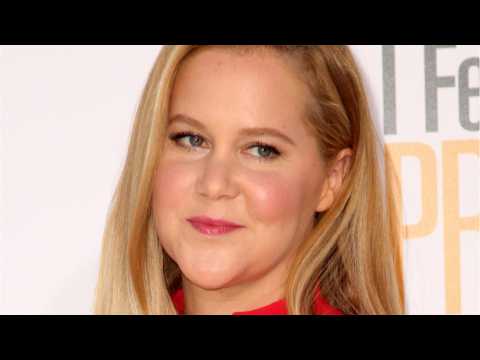 VIDEO : Amy Schumer Misunderstands The Frustration Surrounding ?I Feel Pretty?