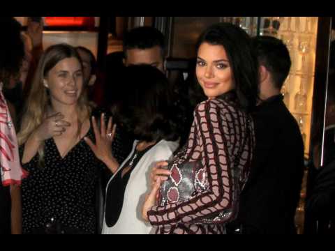 VIDEO : Kendall Jenner thinks it's 'weird' Kylie had a baby first