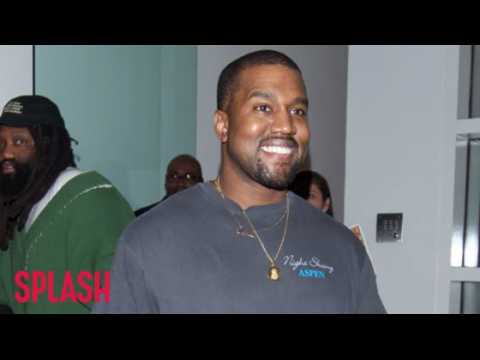 VIDEO : Kanye West teases possible tracklist for new albums