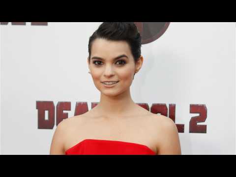 VIDEO : Deadpool Actress Addresses Sequels LGBT Storyline