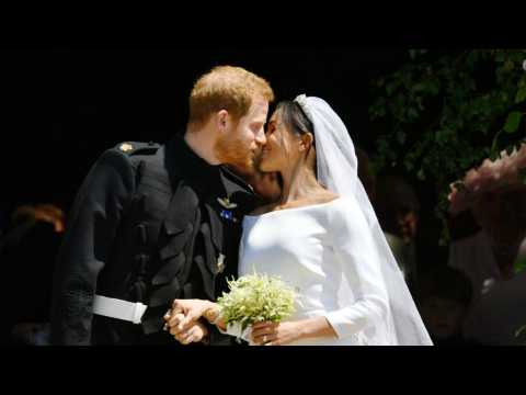 VIDEO : Harry and Meghan Left Their Wedding Before It Ended