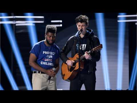 VIDEO : Shawn Mendes, Khalid Pay Tribute To Gun Violence Victims