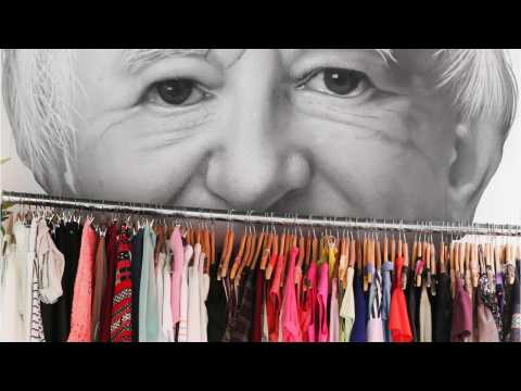 VIDEO : Lou & Grey's Great Summer Fashion