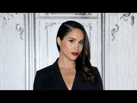 VIDEO : Meghan Markle Confirms Father Won't Attend Wedding