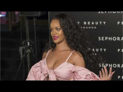 VIDEO : Rihanna's New Lingerie Collection Will Have 90 Styles