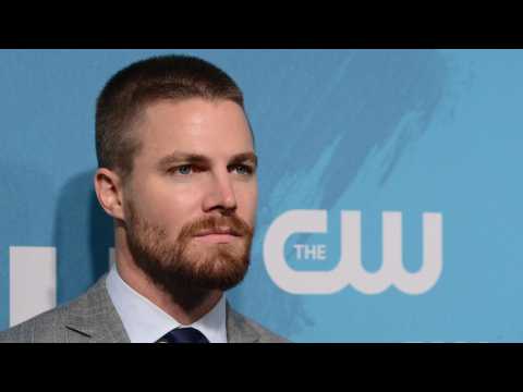VIDEO : Stephen Amell Continues To Campaign For An Arrow/Supernatural Crossover