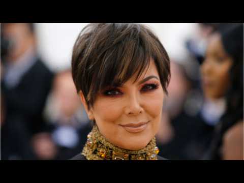 VIDEO : Kris Jenner Finally Getting A Makeup Line