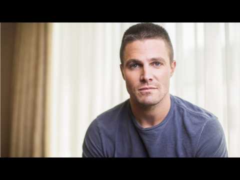 VIDEO : Which DC Super Hero Does Stephen Amell Want On 'Arrow'?