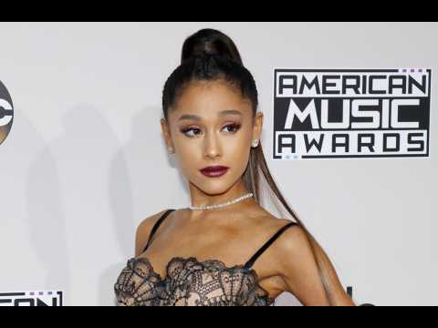 VIDEO : Ariana Grande wants to get back in the studio