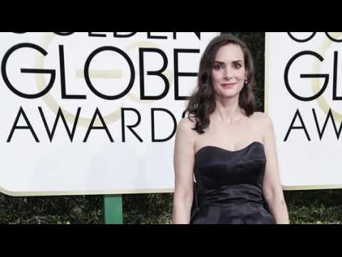 VIDEO : 'Stranger Things' Star Winona Ryder Finds Newfound Fame 'Overwhelming'