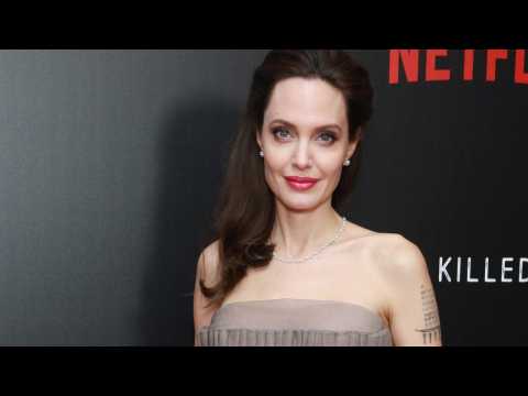 VIDEO : Angelina Jolie  Speaks Out Against Harvey Weinstein