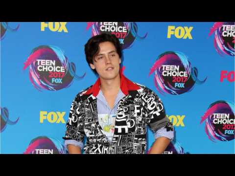 VIDEO : Cole Sprouse Addresses Brother Appearing On 'Riverdale'