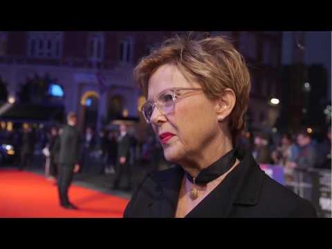 VIDEO : Annette Bening Discusses 