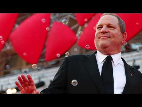 VIDEO : Weinstein Resigns From Studio Board
