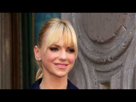 VIDEO : Anna Faris Opens Up About Scary First Moments Of Motherhood