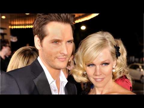 VIDEO : Peter Facinelli Shares How He Stayed Friends With Jennie Garth After Split