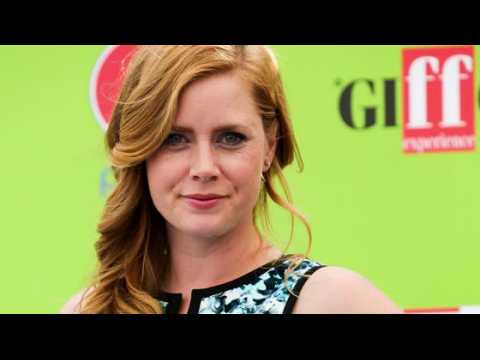 VIDEO : Amy Adams continues to fight for equal pay in Hollywood