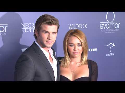 VIDEO : Miley Cyrus and Liam Hemsworth reportedly married in April