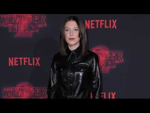 VIDEO : Millie Bobby Brown is unrecognizable at 'Stranger Things 2' premiere